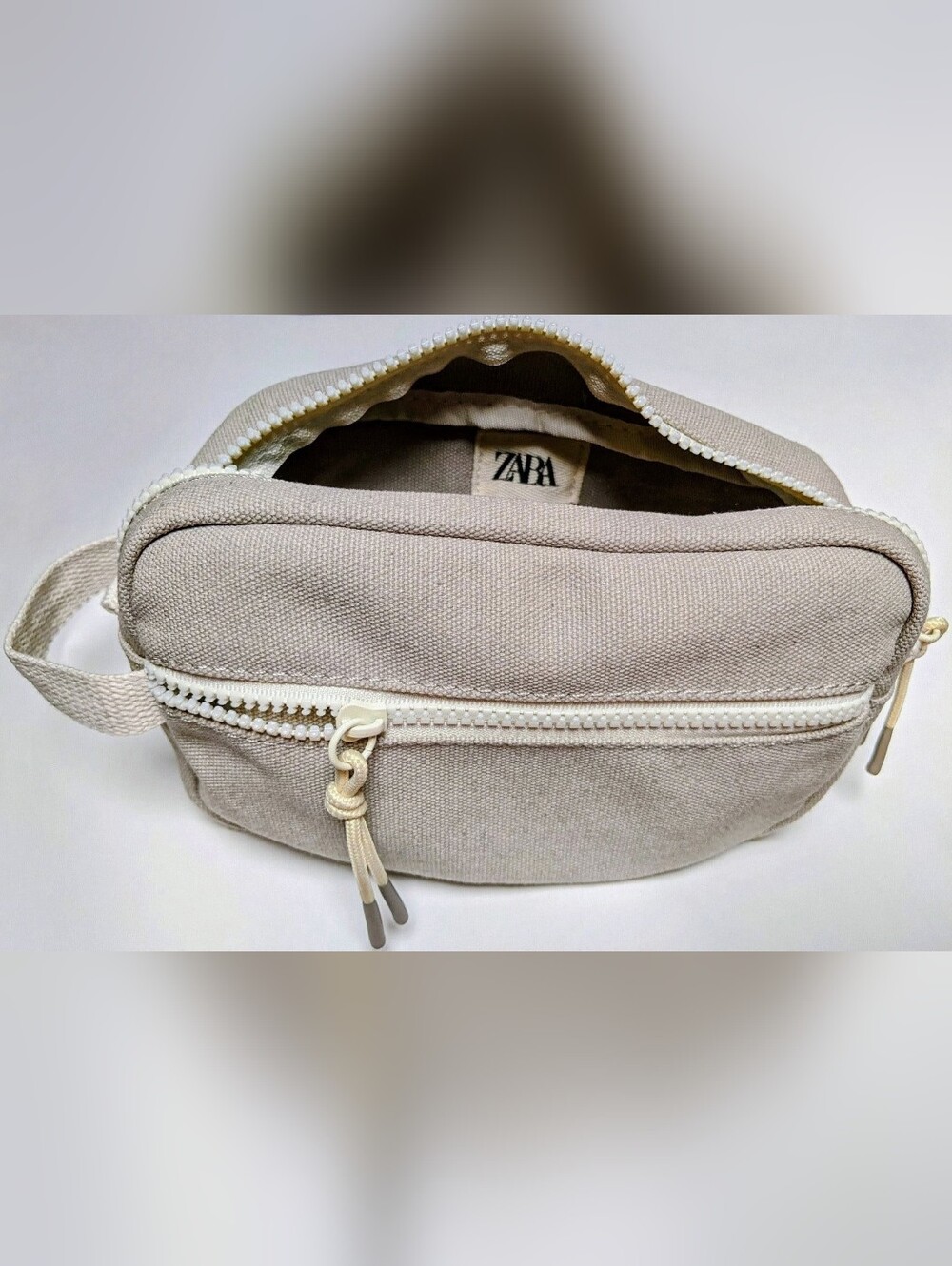 Nwot ZARA Unisex Canvas Toiletry Camera Zip Pouch in Light Beige